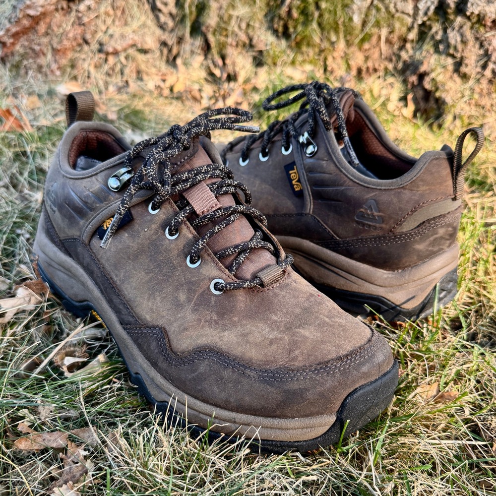 Teva Mens Riva RP Waterproof Hiking Sneaker 7 Brown Leather Vibram Low Top Gorp